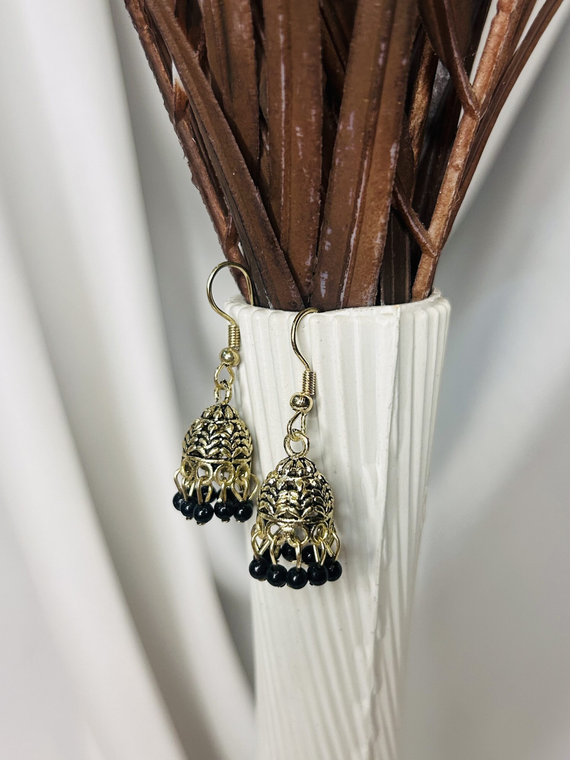 Gold n Black Jhumki