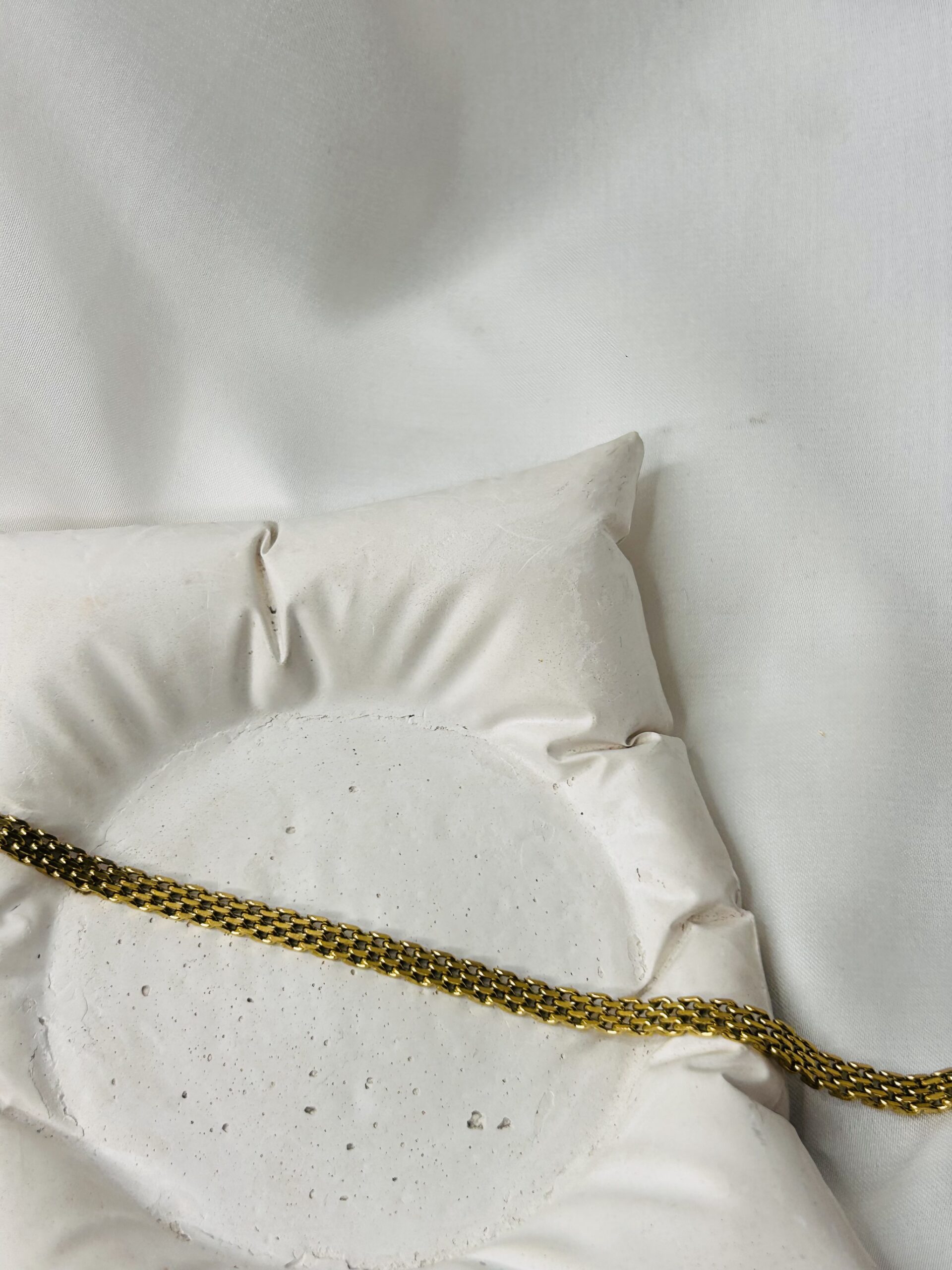 Unisex Gold Bracelet