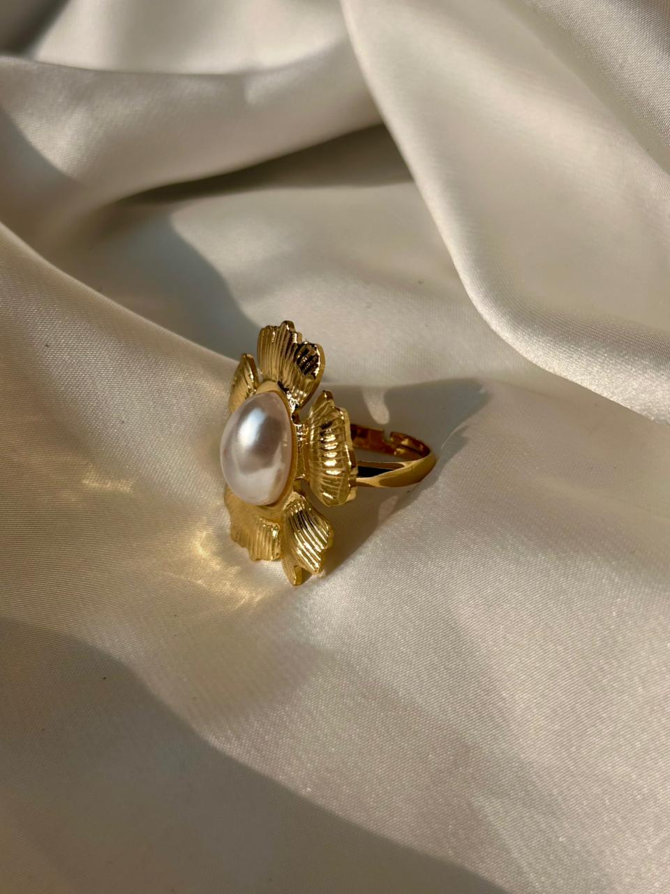 The Gold Chunky Ring Collection