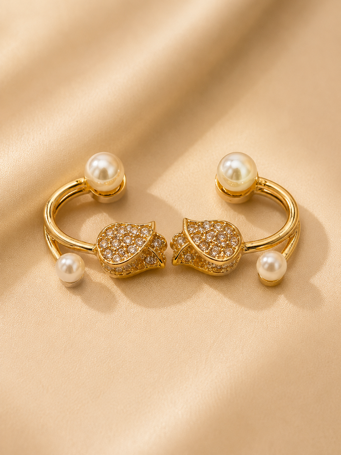 Tulip Studs (Golden)